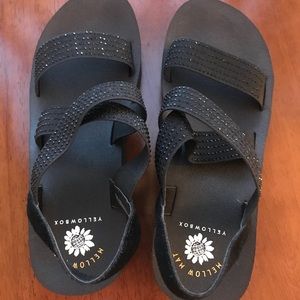 Yellow box size 9 Sandals